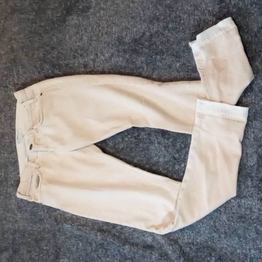 Current/Elliott The Roller released hem jeans in "sand"
